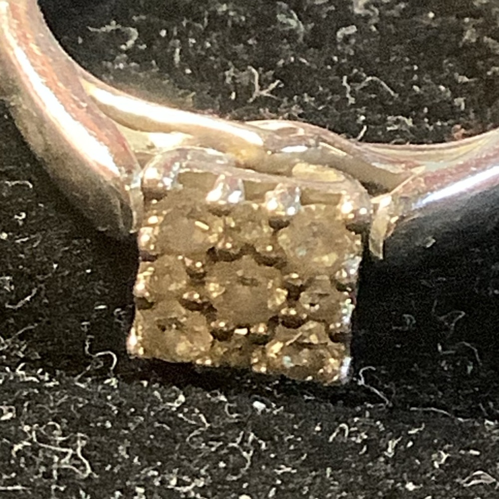 Diamond 10K ring. Guessing size 7/8